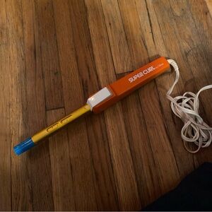 Vintage 70’s Super Curl Orange and Blue Curling Iron Works
